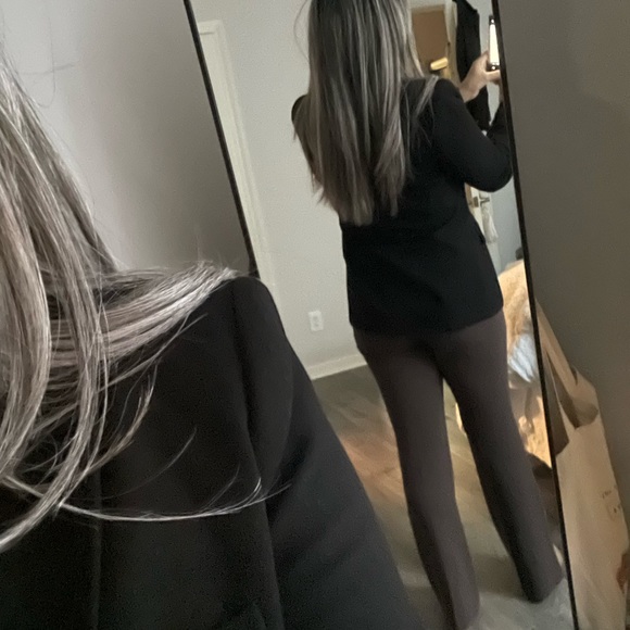 Women’s Black blazer with gold buttons .. size large - Picture 2 of 6